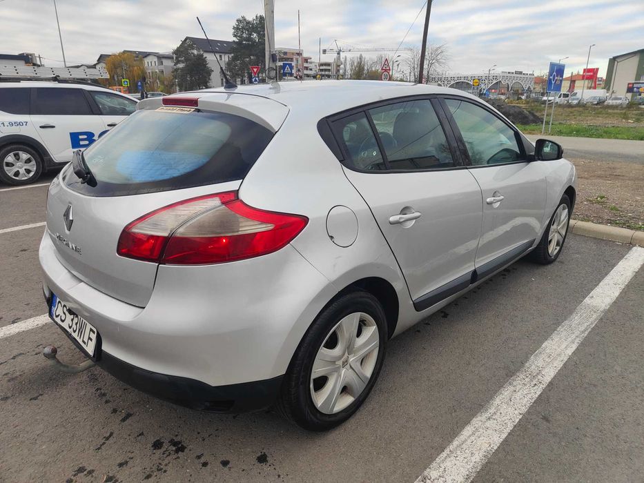 Renault Megane 1.5 dCi 90 cai - 2012