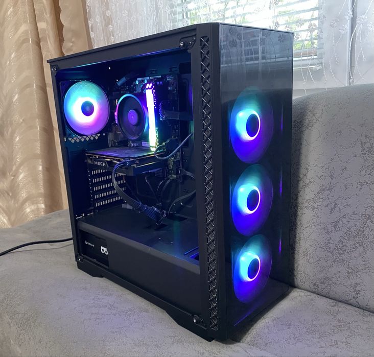 Продавам Гейминг Компютър + LG UltraGear 165Hz Monitor Перфектен сетъп