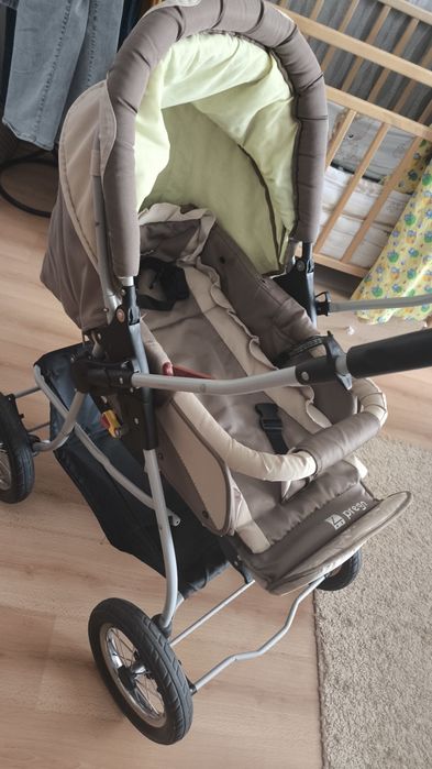 Продам коляску, отлично подойдёт для любой погоды