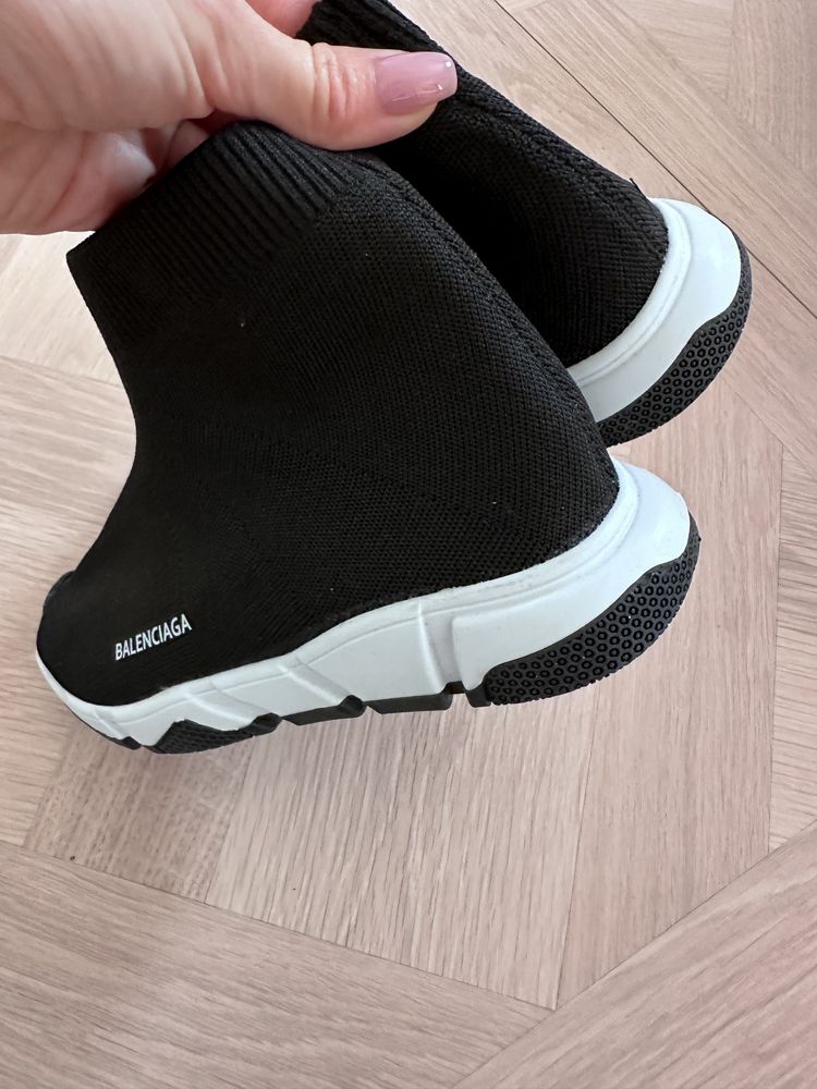 Balenciaga детски уни