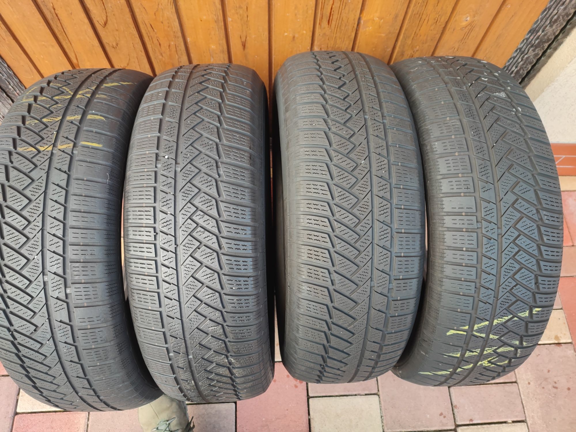 4x Cauciucuri de iarna 235 65R17 104H M+S CONTINENTAL