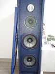 Boxe de podea JBL pasive