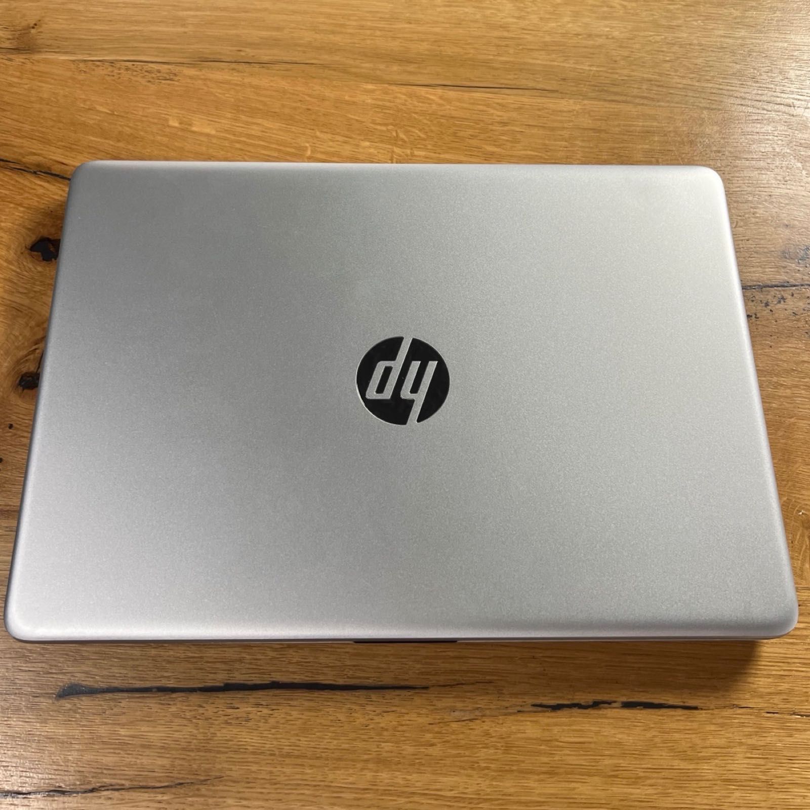 Laptop HP Notebook 14" Ryzen 3 256GB Silver | TrueGSM