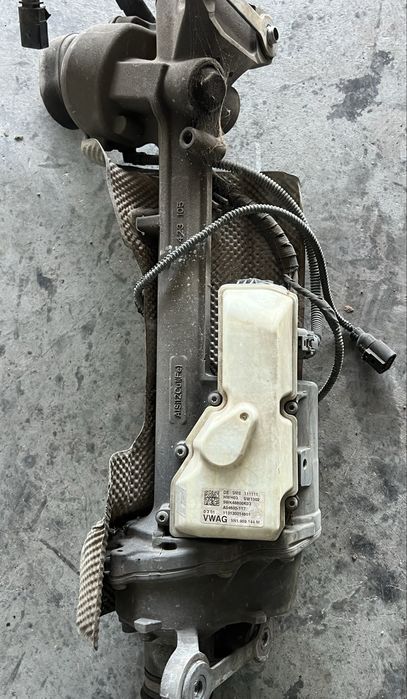 Кормилна рейка за Passat B7/B6