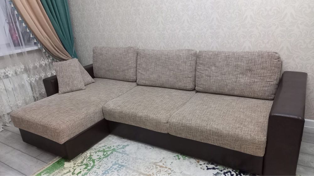 Продам диван в хорошем состоянии