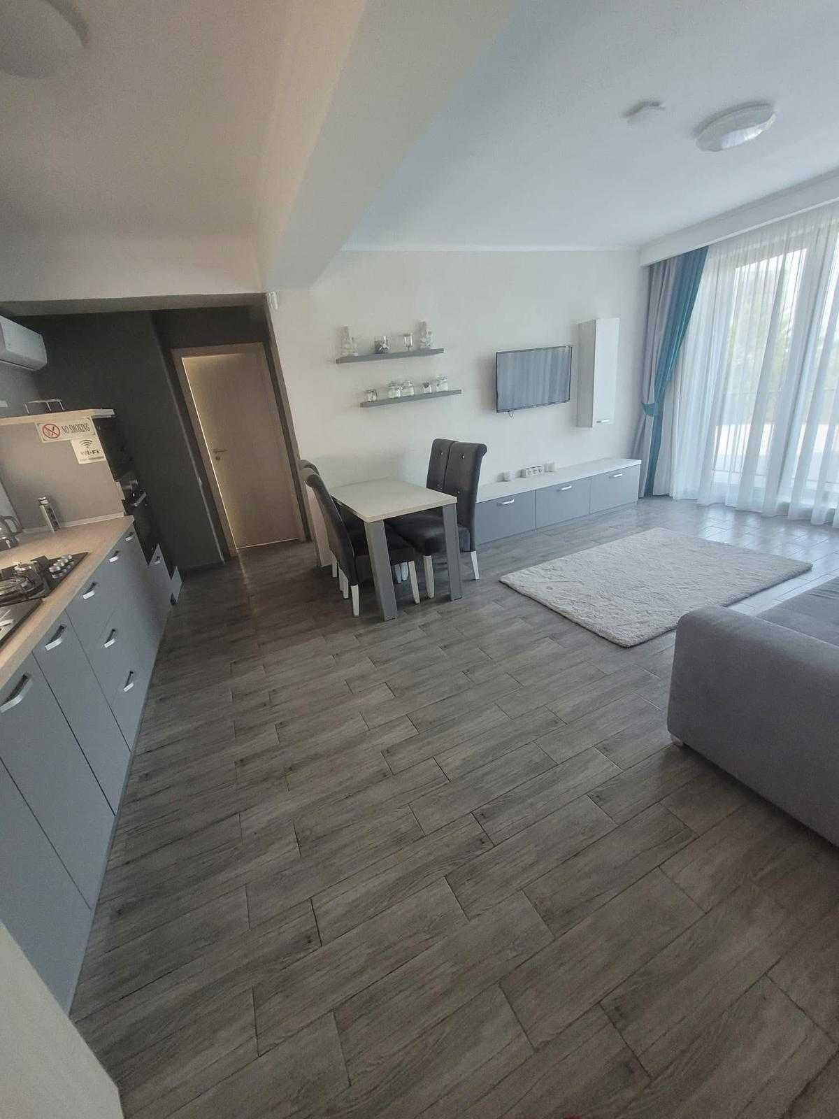 Apartamente-garsoniere regim hotelier