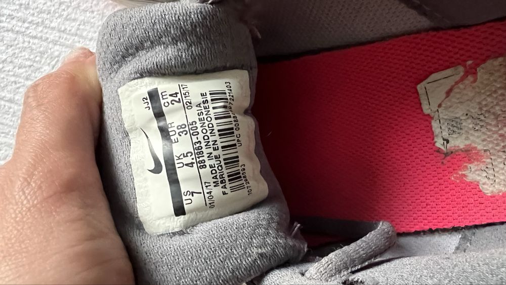 Adidasi Nike 38