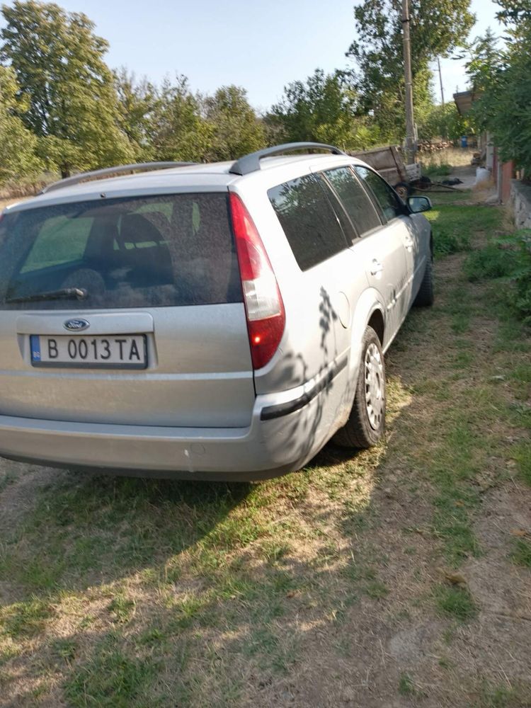Продавам кола Форд Мондео