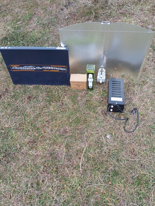 Комплект осветление 400W Avenger HSI + HPS Solistek
