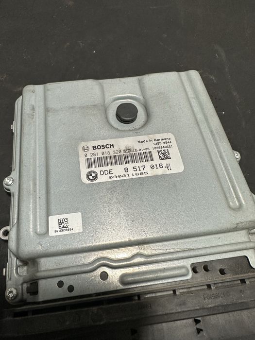 Calculator motor ECU BMW X5 E70 4.0 diesel 306cp 3.0 biturbo 8517016