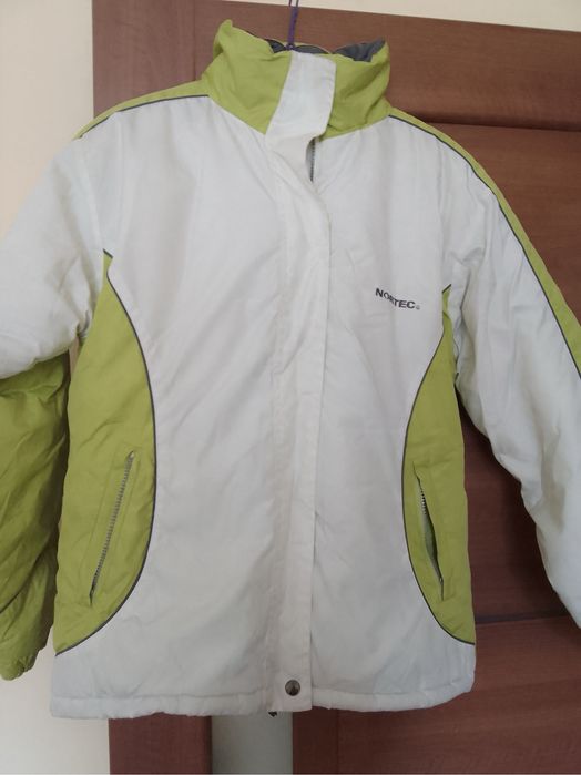 Куртка теплая фирменная