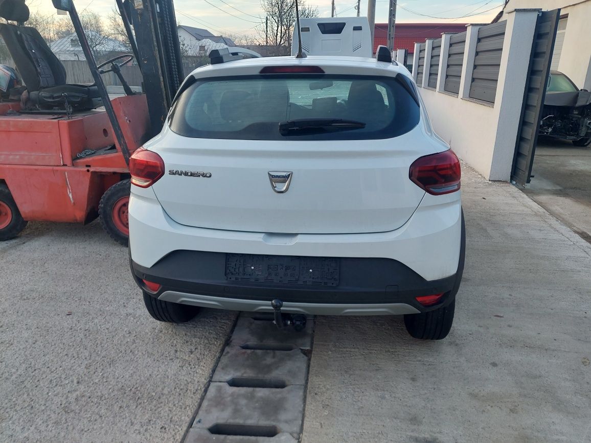 Dezmembrez Dacia Sandero 2022 1.0 turbo