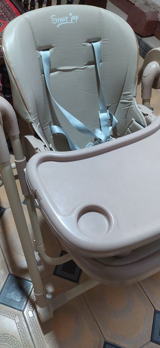 Стульчик для кормления ребенка