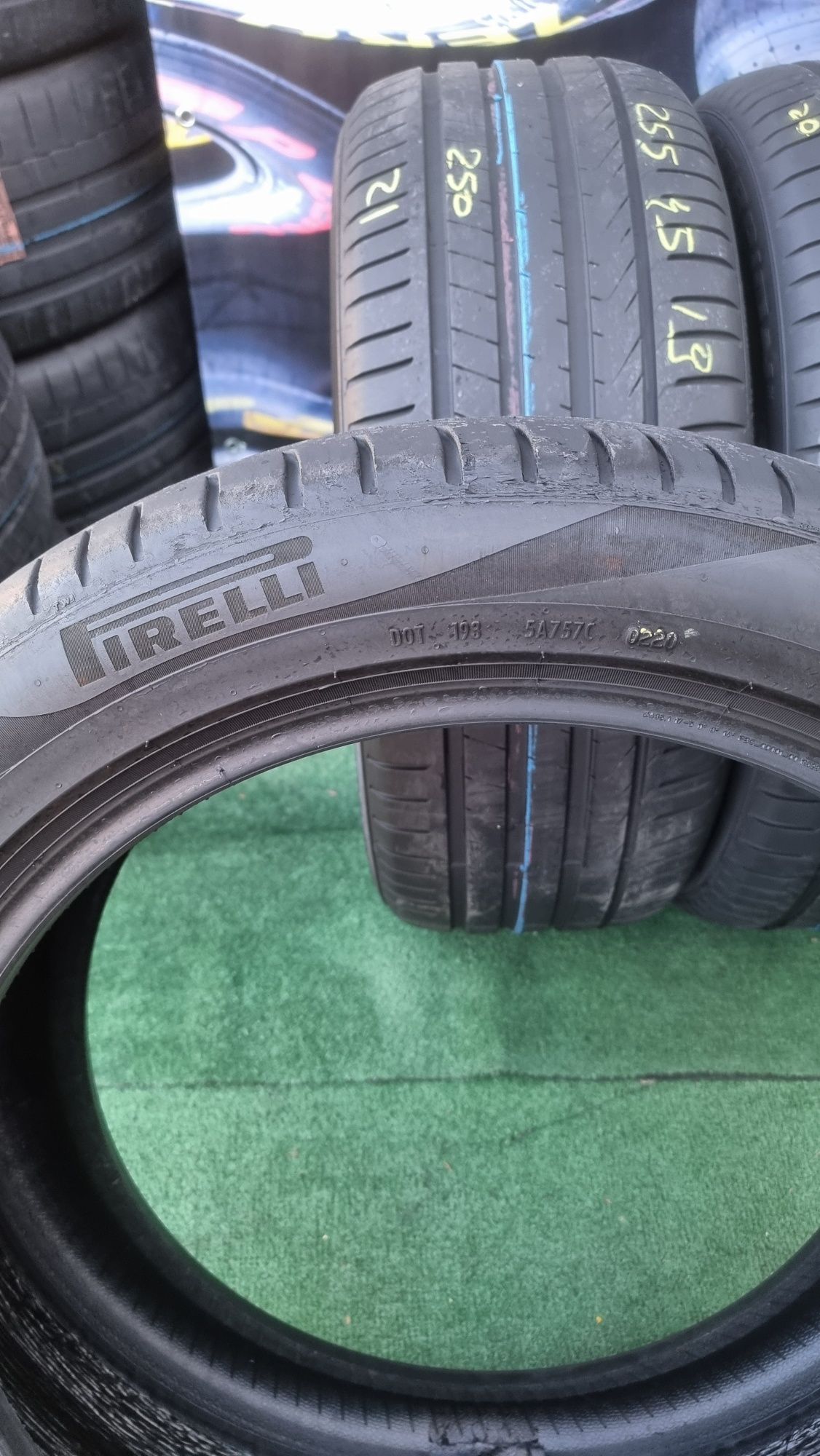 255.45.19 pirelli