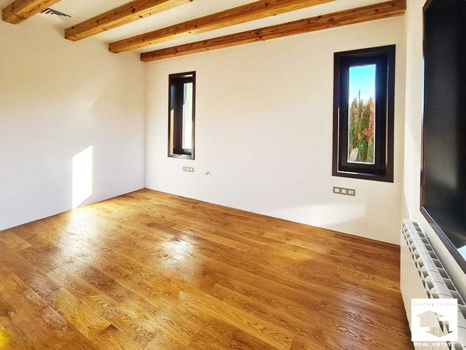 125186 Новопостроена къща с панорамна гледка в с. Средни колиби