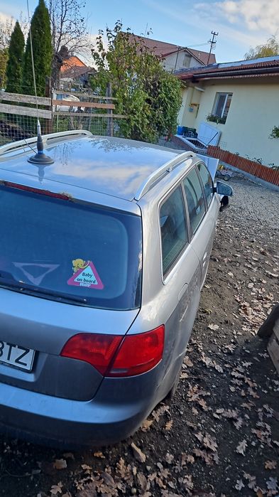 Dezmembrez audi a4 an 2005