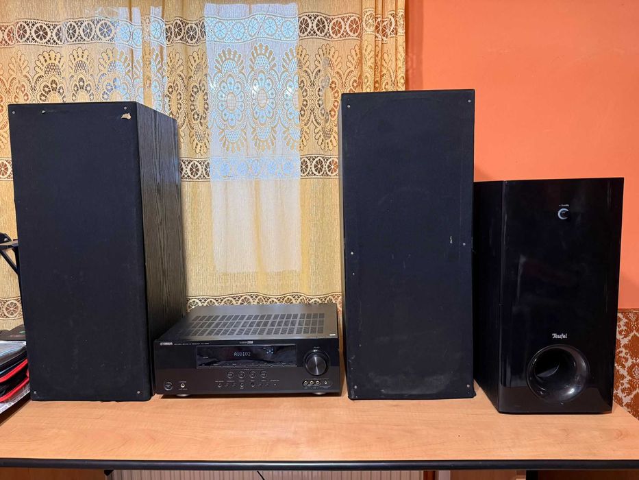 Amplificator Yamaha RX-V565 + 2 Boxe 160W + Subwoofer activ Teufel