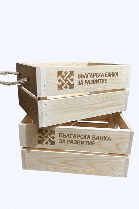Декоративни щайги от дърво за корпоративни подаръци