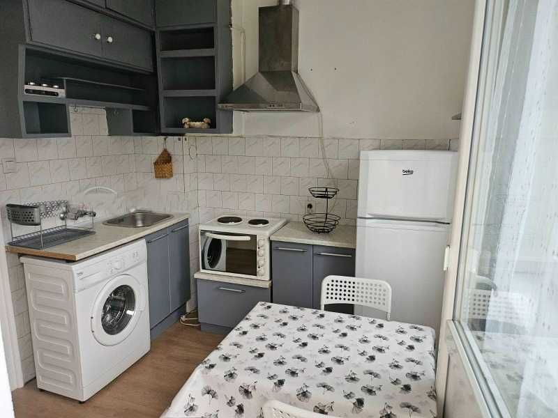 Дава се под наем Двустаен апартамент в София, Яворов - 60 кв.м за 509.49 € - Снимка #3