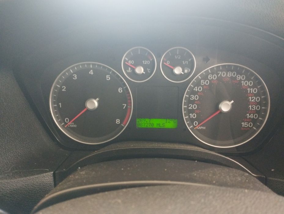 1.6 бензин има катализатор продава се цяла