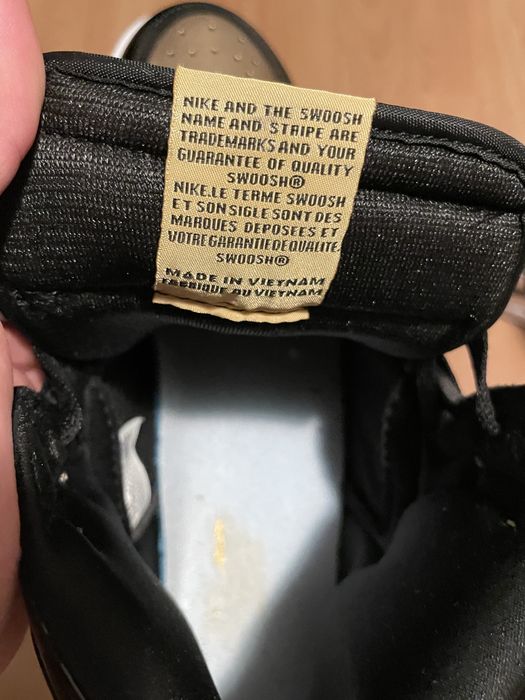 Air Jordan 1 high Gold Toe