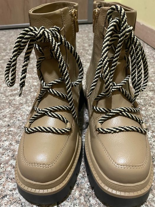 Боти от естествена кожа Simple 37 номер