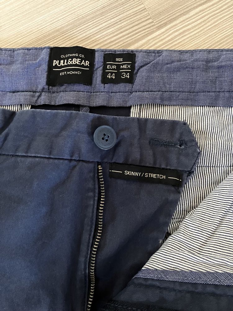 Pantaloni pull&bear marimea 44