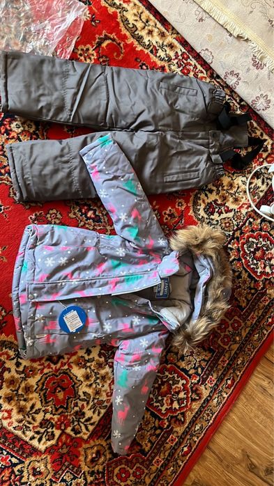 Продам детский зимний комбинезон