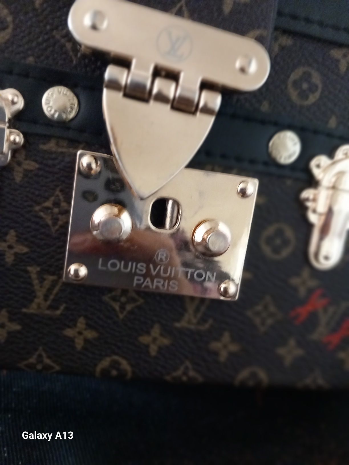 Чанта Louis Vuitton Paris