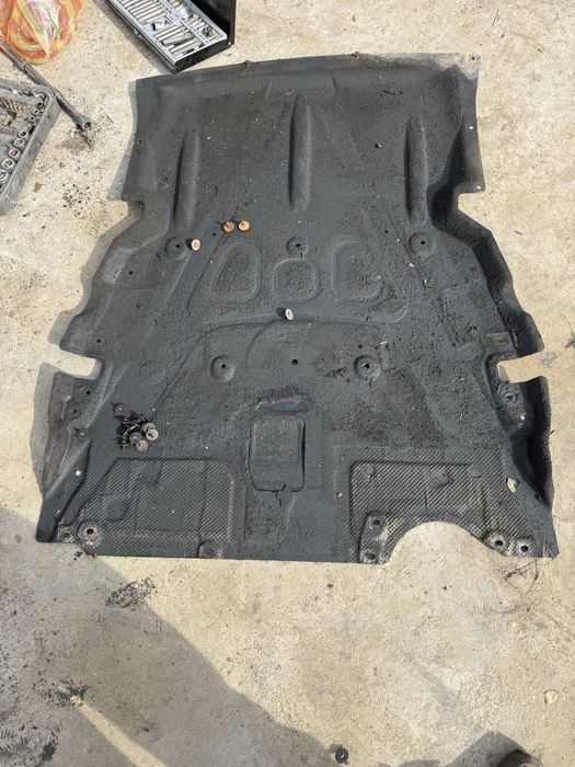 Кора под мотора БМВ ф3х (Kora pod motora BMW F3x