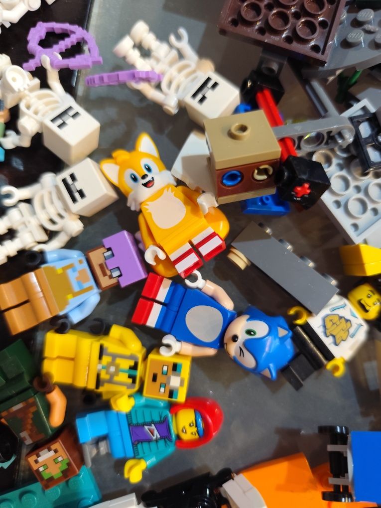 Lego - фигурки и други части