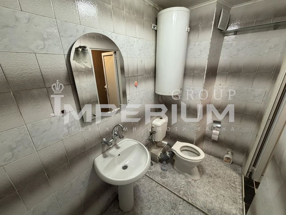 Продава се Двустаен апартамент в Варна, Левски - 40 кв.м за 2200 €/кв.м - Снимка #8