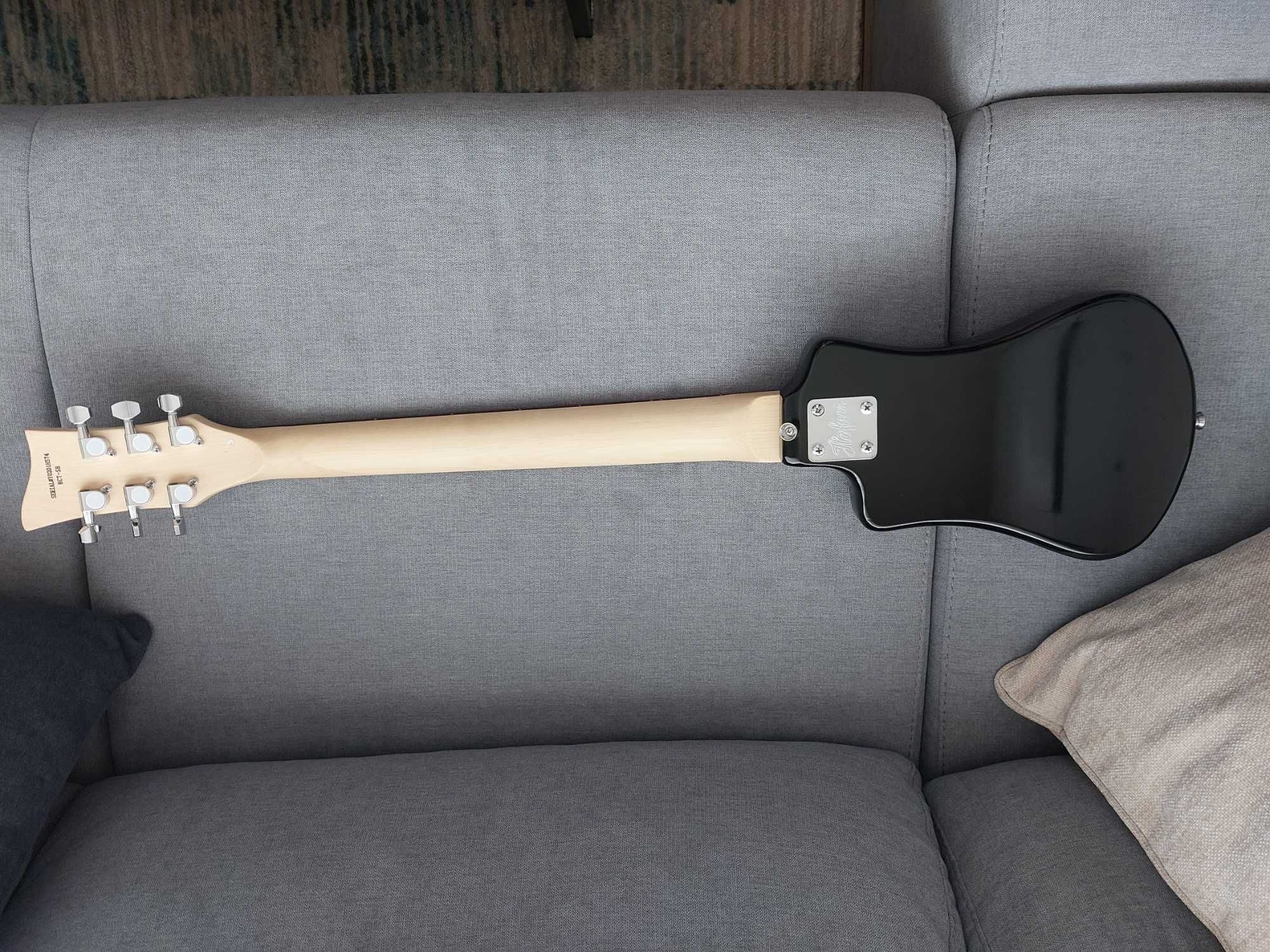 Travel мини китара Höfner Shorty HCT-SH-0