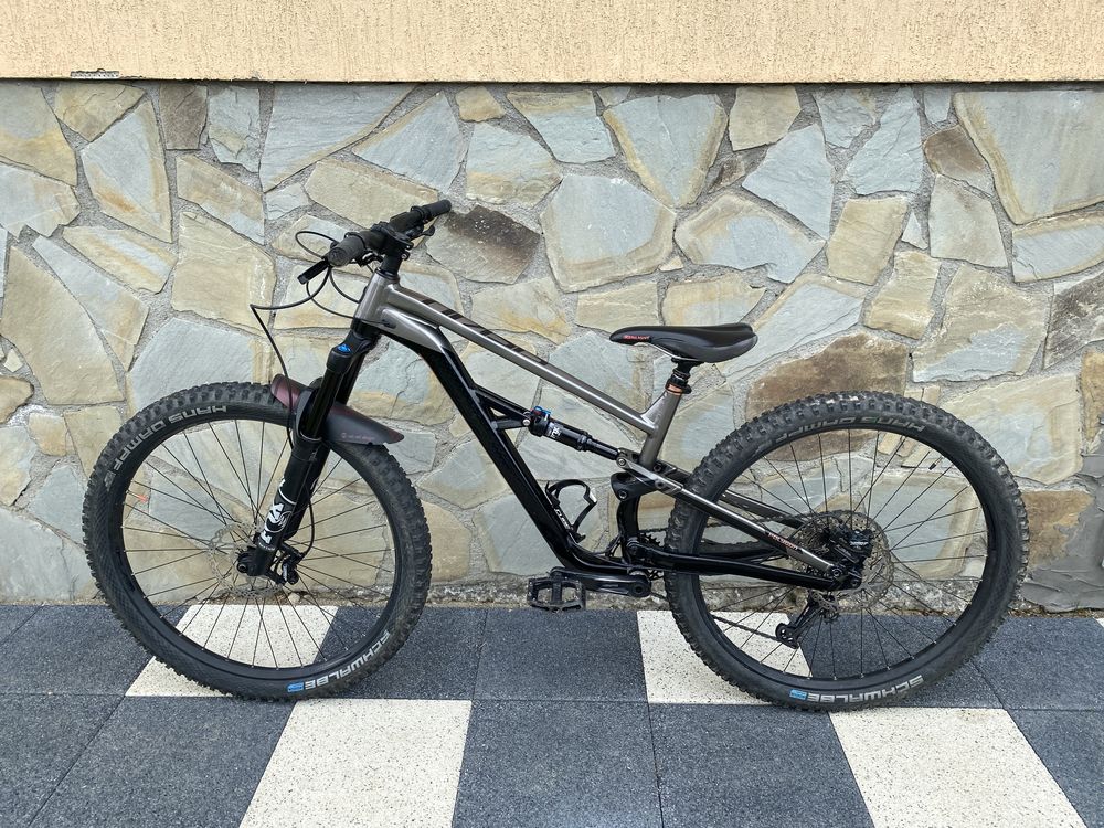 Bicicleta Polygon Siskiu T8 Charcoal Black 29