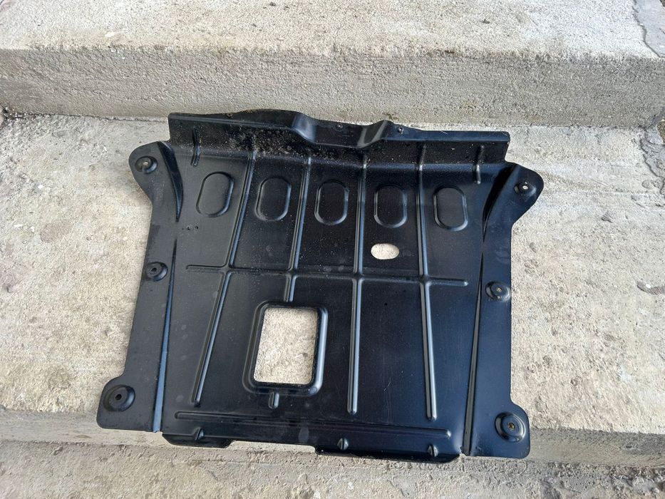 Scut oțel Dacia Duster