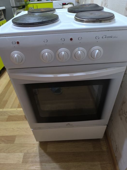 Отдам электрическую плиту 4 000тг ( КШТ)