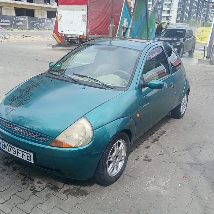 Vând auto Ford ka