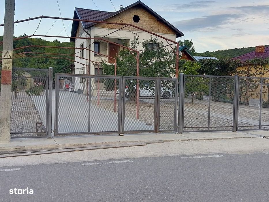 Urgent vanzare casa in Ocnita