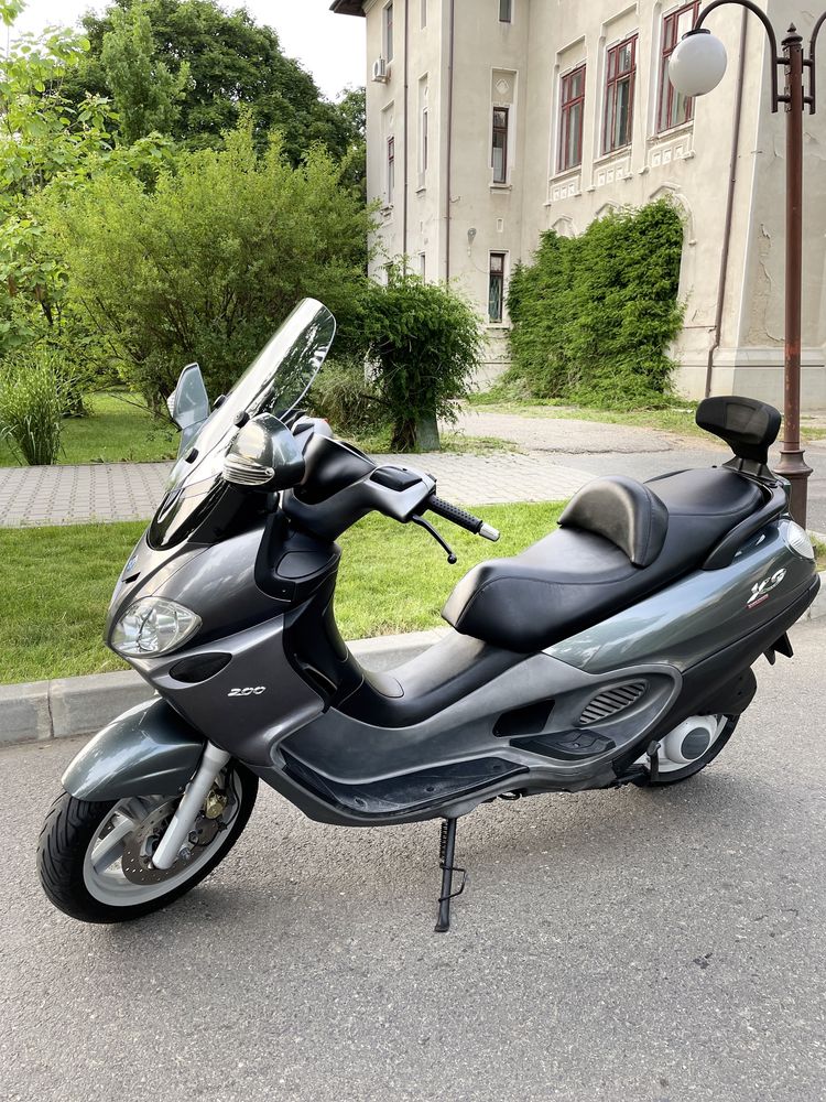 Scuter piaggio x9 200 cc evolution