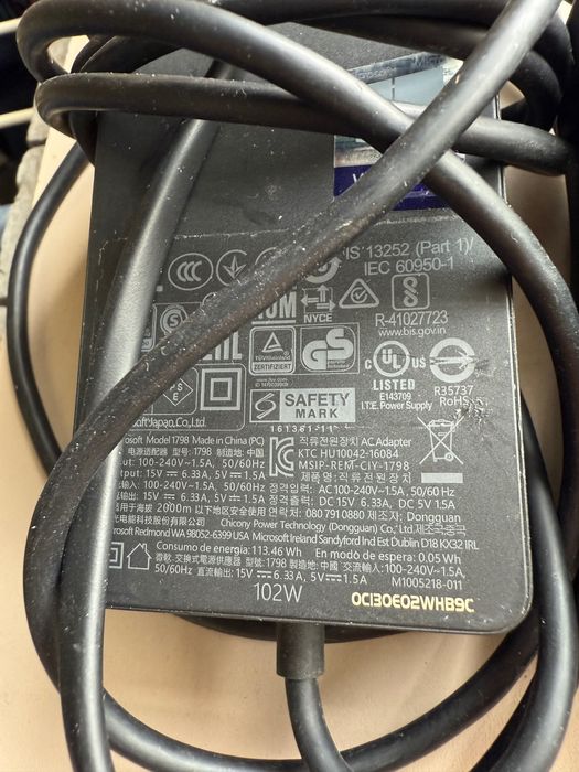 Incarcator tableta/laptop Microsoft Surface 44w 65w 102w 127w original