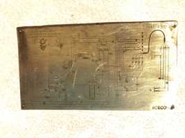Бронзова табелка с ел. схема на първия български телефон