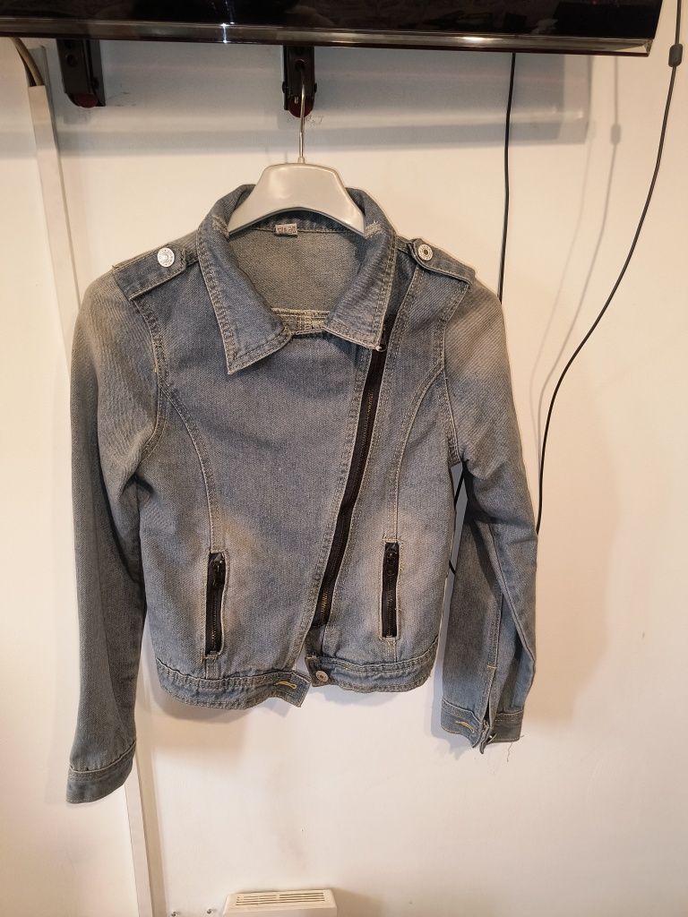 Jacheta denim cu tinte