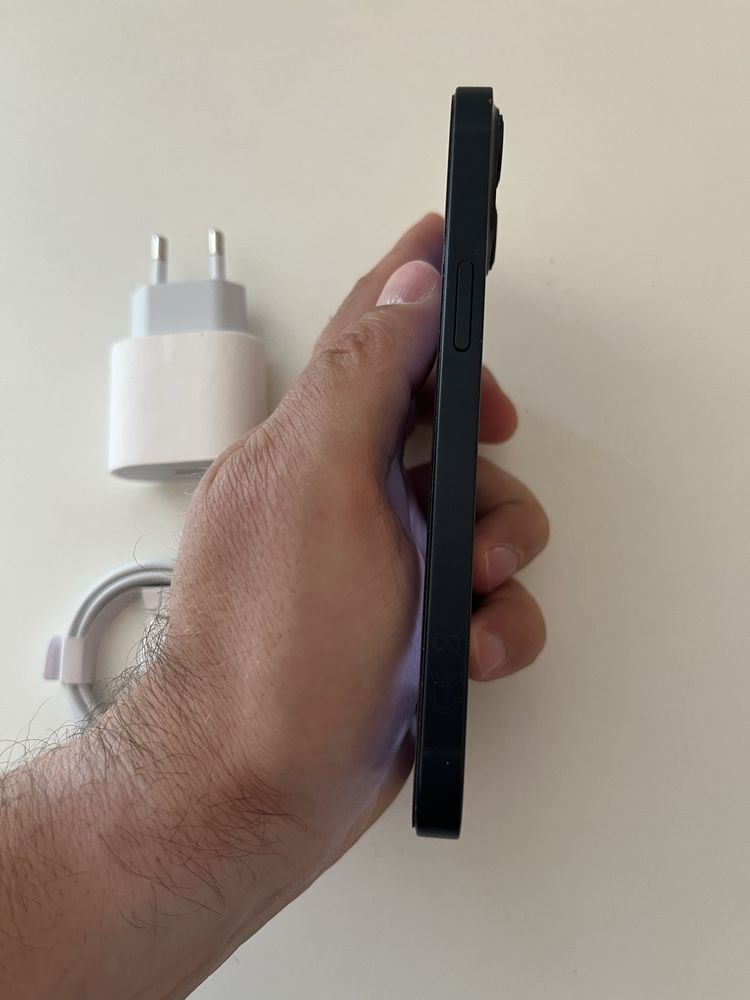 Iphone 13 128GB черен