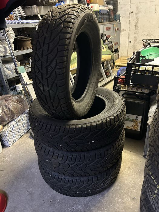 Vand set 4 buc. anvelope iarns 195-65-15 M+S