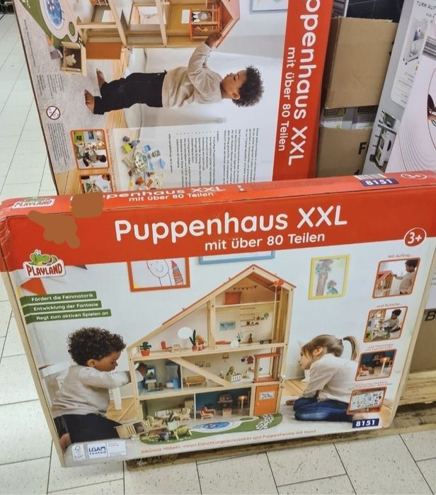 Детска дървена етажерка, къща и гримьорна