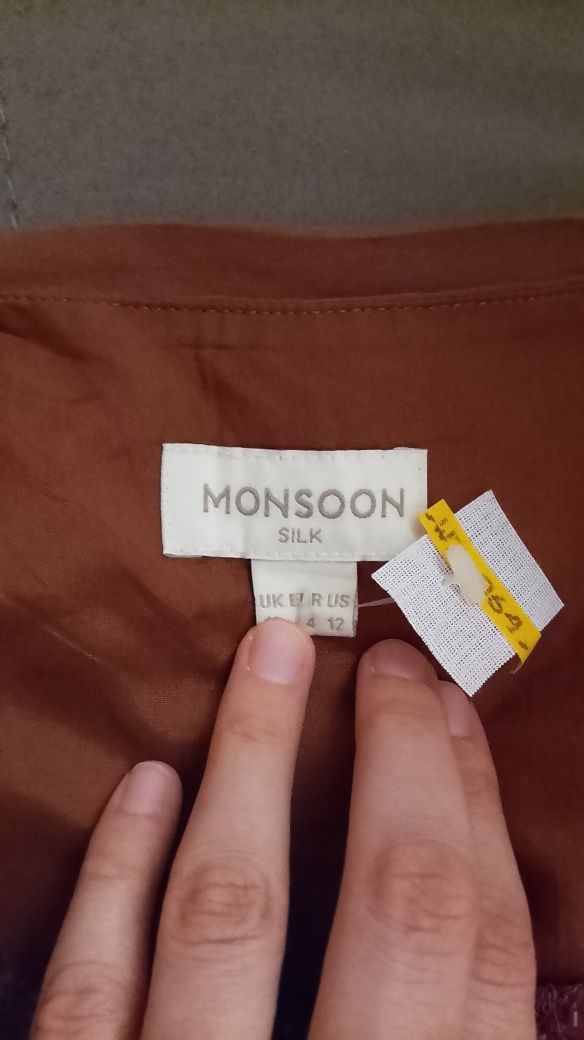 Официална копринена рокля Monsoon