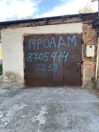 Продам гараж по улице Бажова 87А