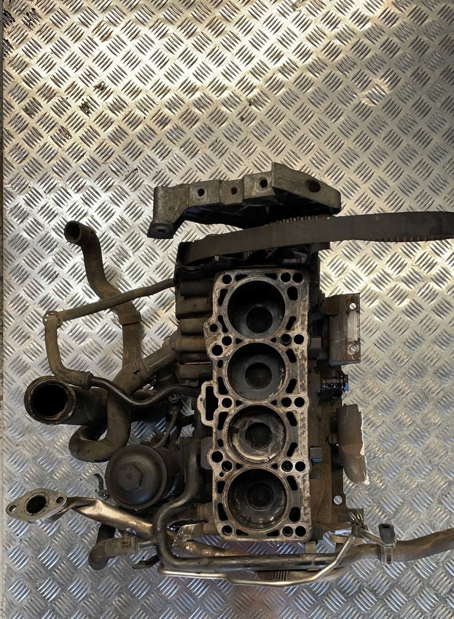 Bloc motor VW Golf 5 /Passat B6/Skoda Octavia 2 2.0 TDI Cod BMN