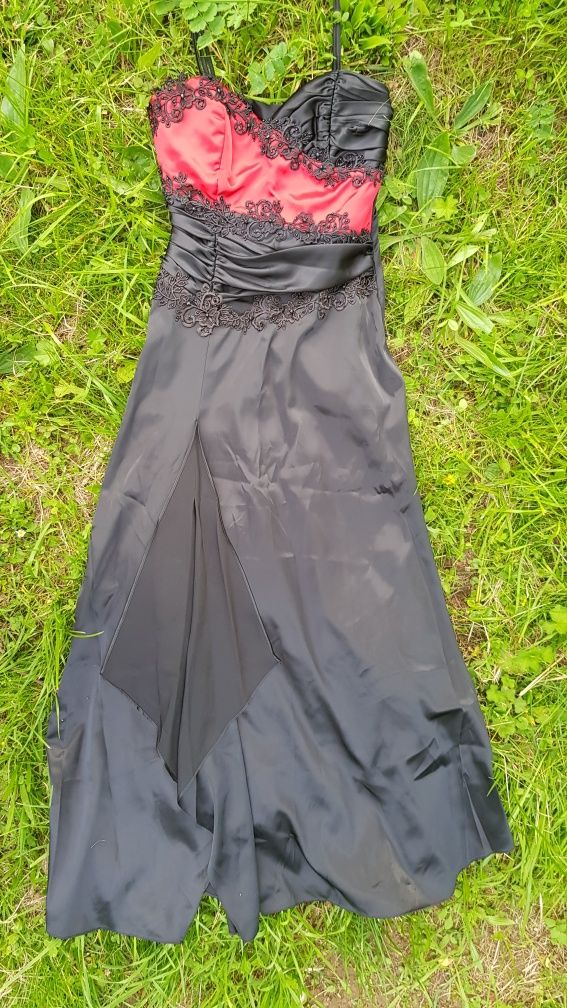 Rochie tip sirenă, roșie
