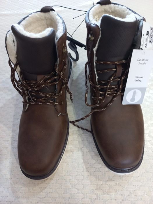 Ghete noi nr 45 imblanite culoarea maro